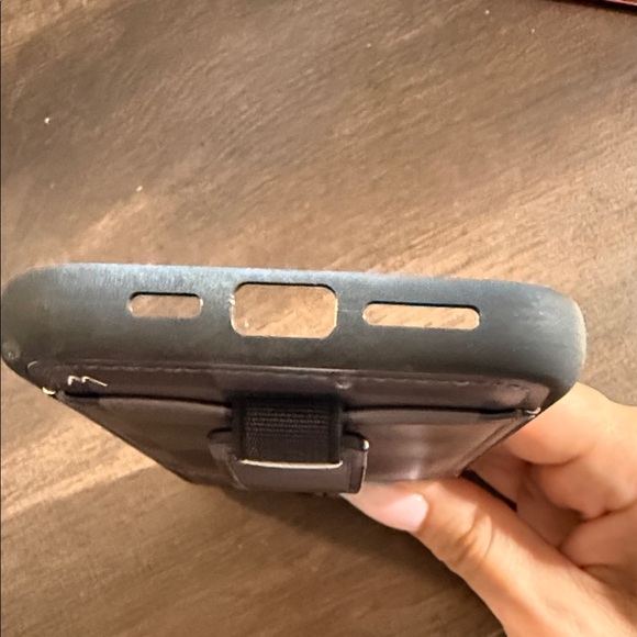 Midnight Check 🏁 - Picture 4 of 6